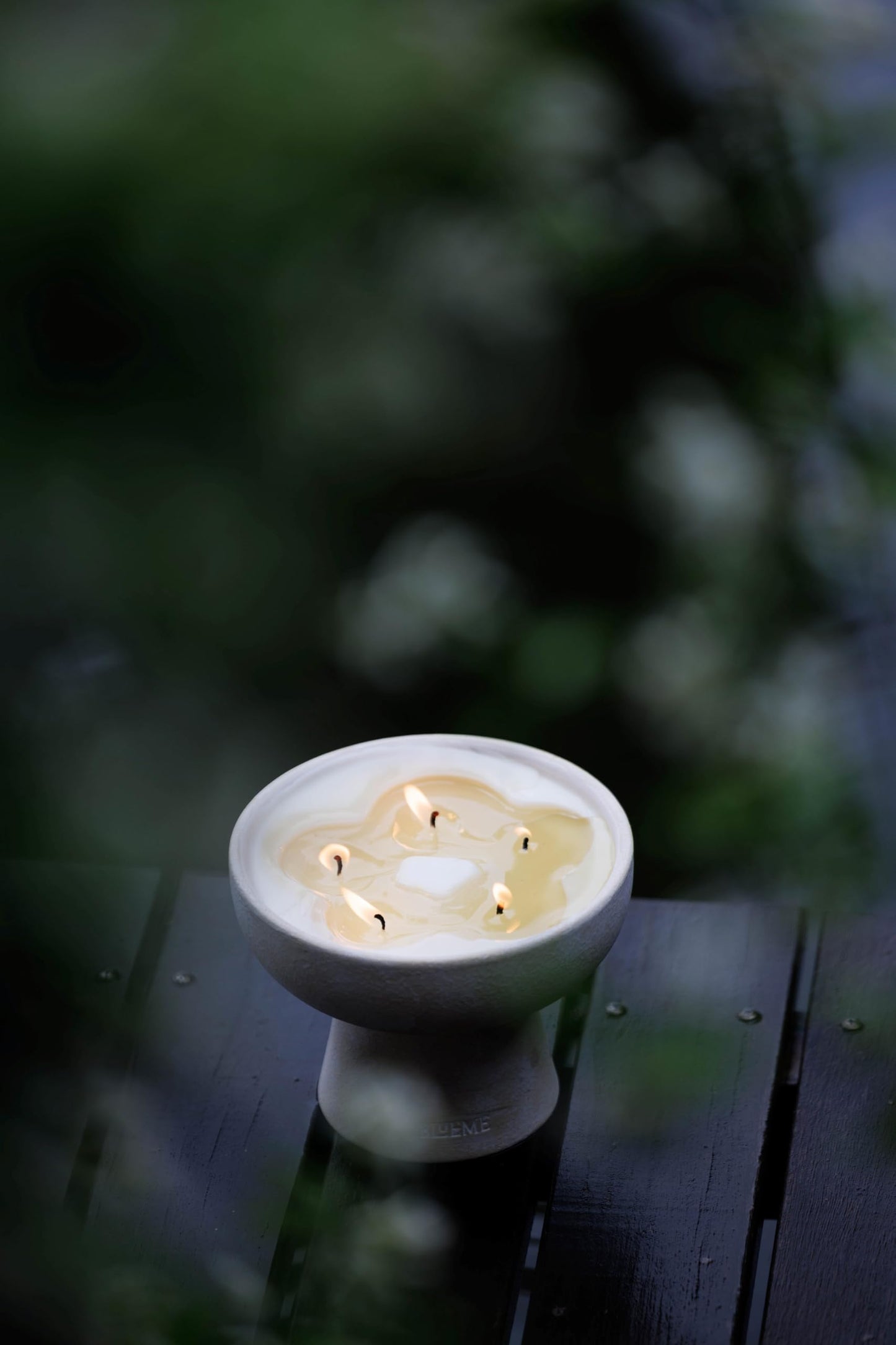 BLUEME 6-Wick Bergamot & Musk Candle