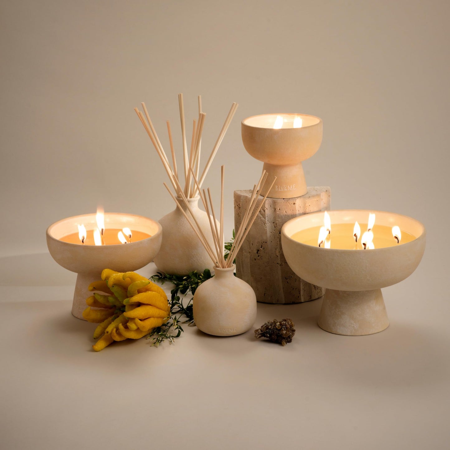 BLUEME 6-Wick Bergamot & Musk Candle