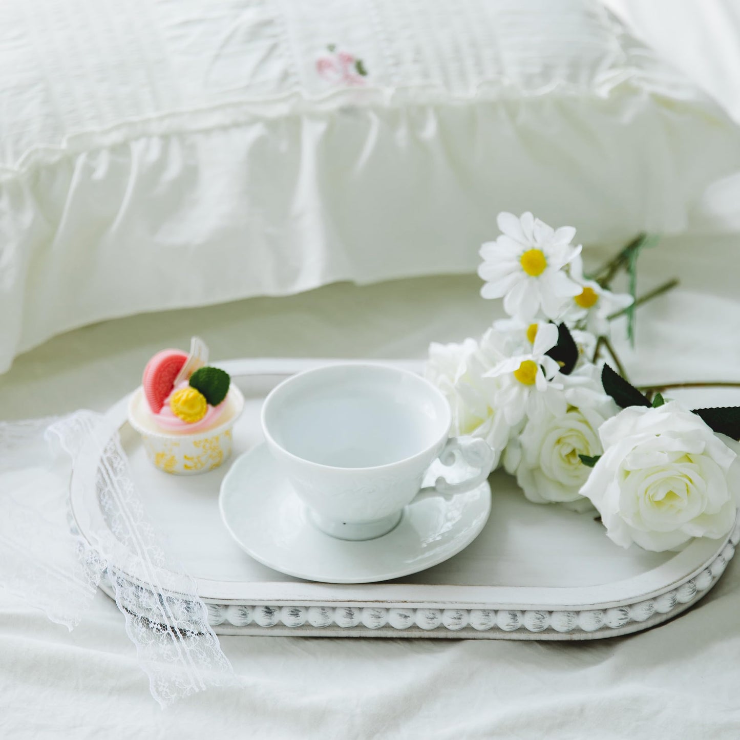 HPC Decor Round White Wood Tray, 12"