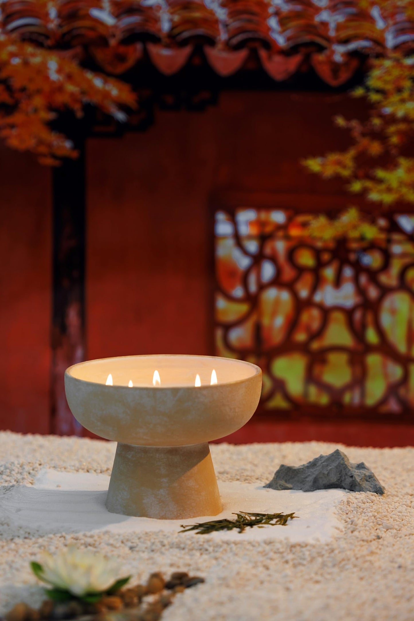 BLUEME 6-Wick Bergamot & Musk Candle