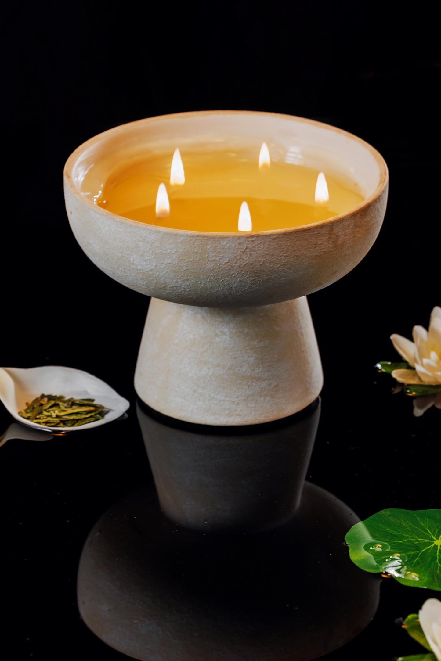 BLUEME 6-Wick Bergamot & Musk Candle