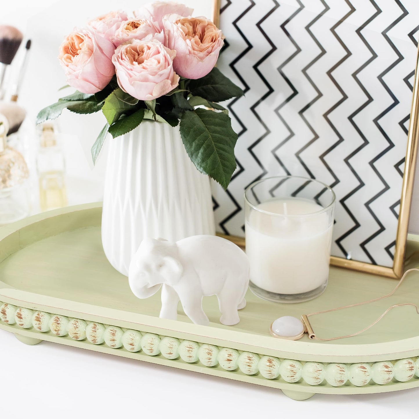 HPC Decor Round White Wood Tray, 12"