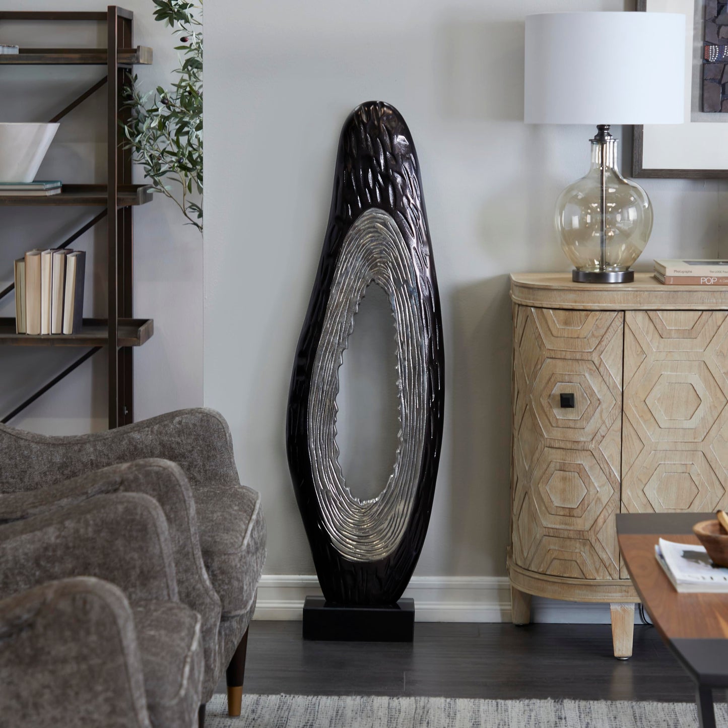 Deco 79 Teardrop Sculpture 50"