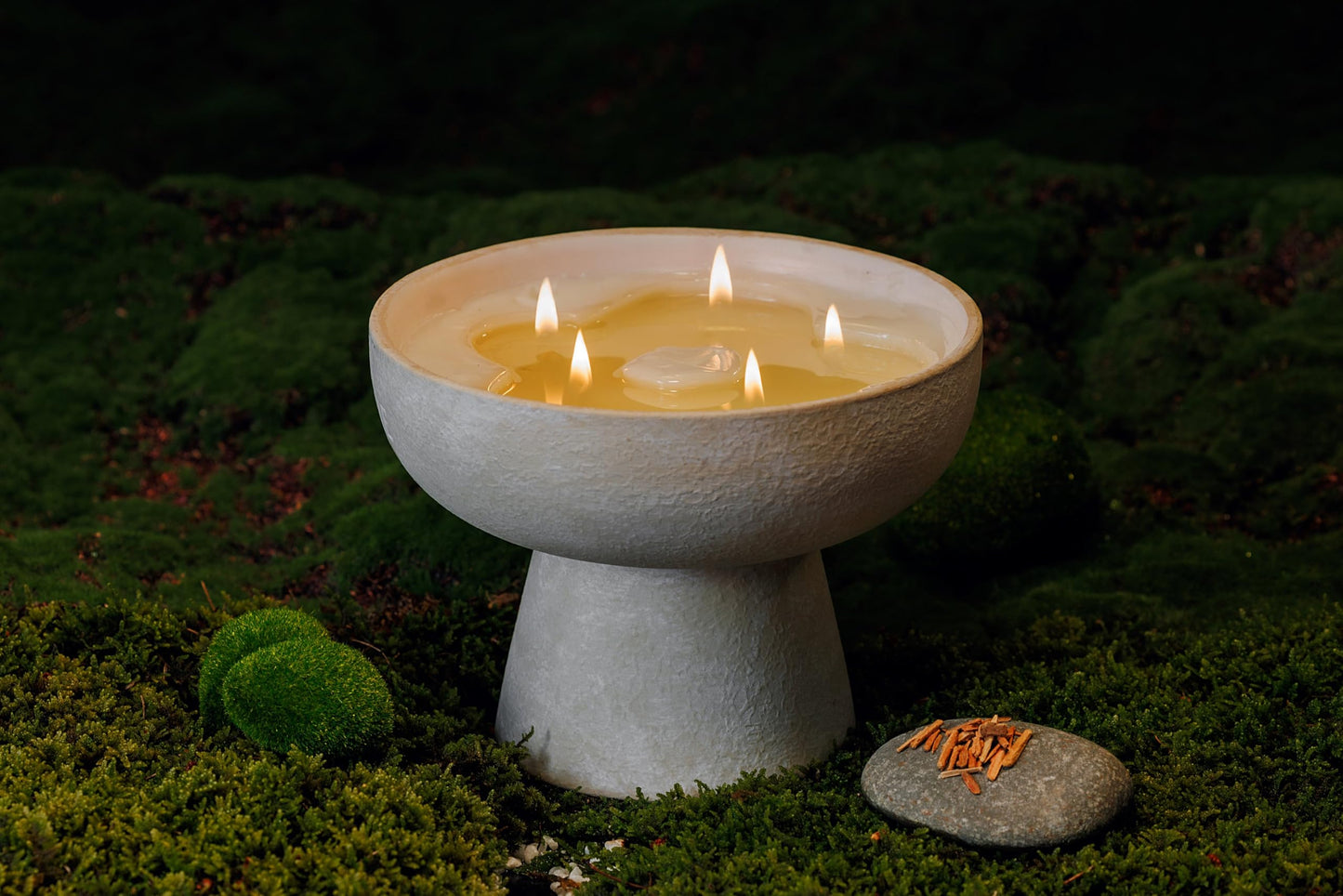 BLUEME 6-Wick Bergamot & Musk Candle