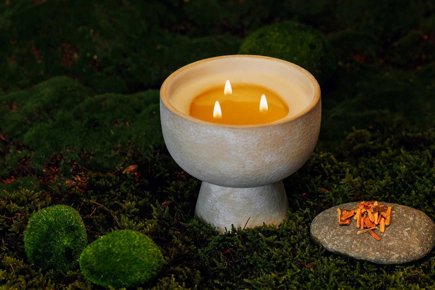 BLUEME 6-Wick Bergamot & Musk Candle