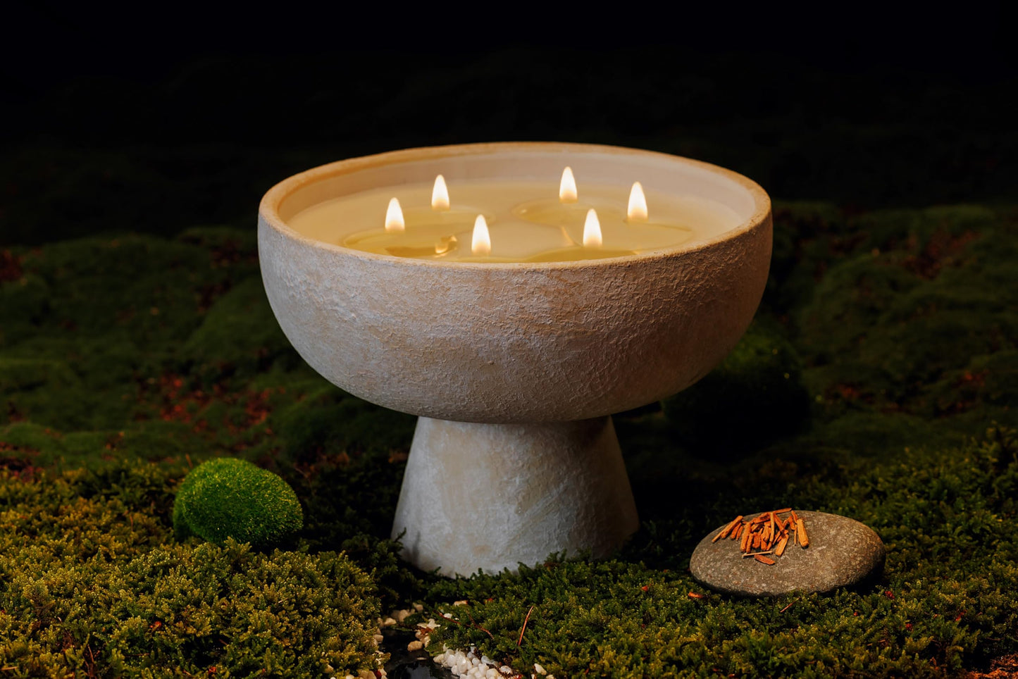 BLUEME 6-Wick Bergamot & Musk Candle