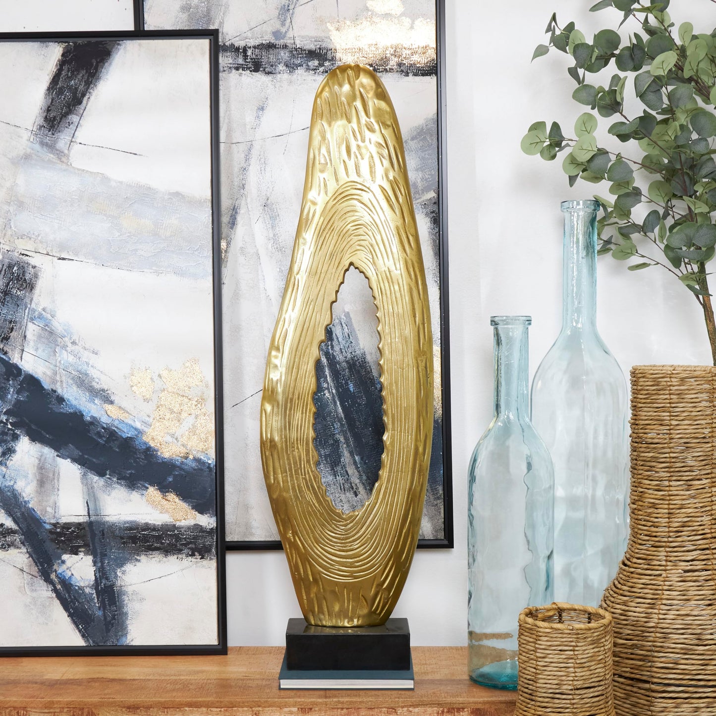 Deco 79 Teardrop Sculpture 50"