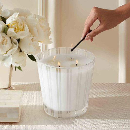 NEST Moroccan Amber 4-Wick Candle, 43.7 oz