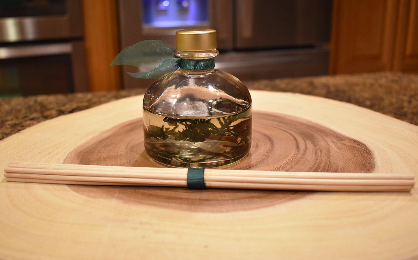 LOVSPA Lavender Eucalyptus Reed Diffuser